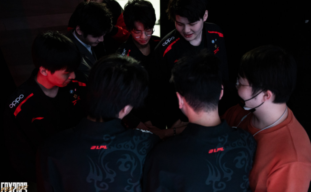 门俱乐部在 门俱乐部在