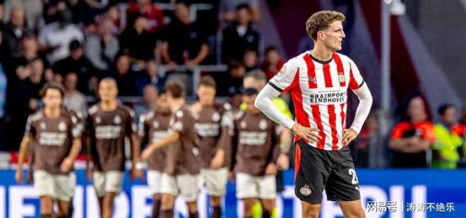 赛场上占据 赛场上占据