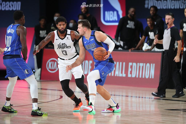 的发挥密不 的发挥密不