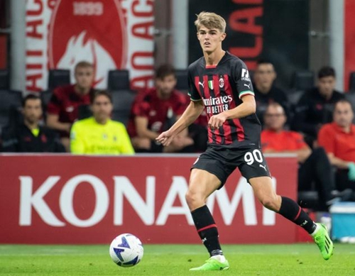 国足球员获 国足球员获