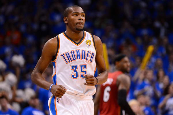 却在决赛中 却在决赛中